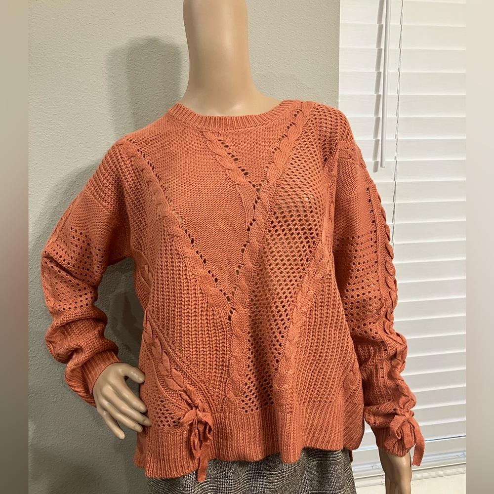 June & Hudson EUC Women's Coral Knit Sweater